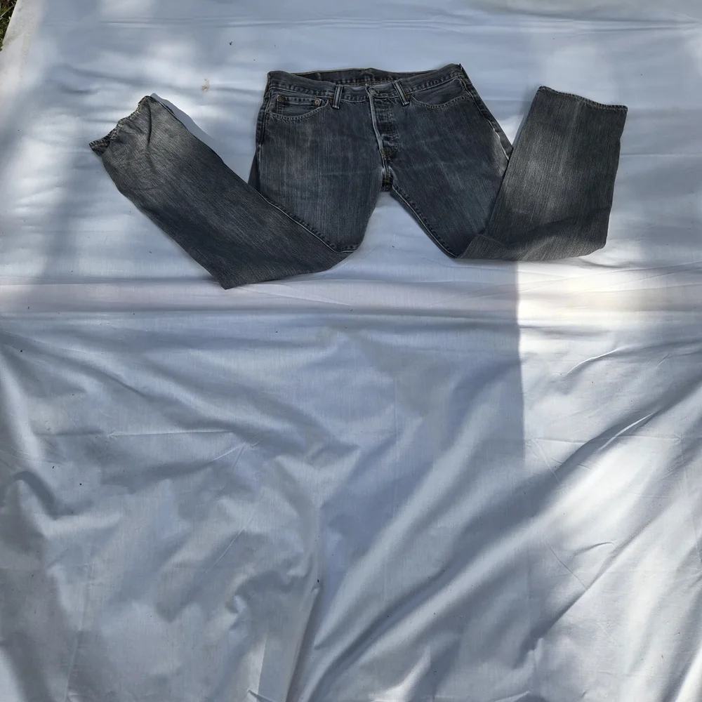 Levi's Men's Relaxed Gray Jeans